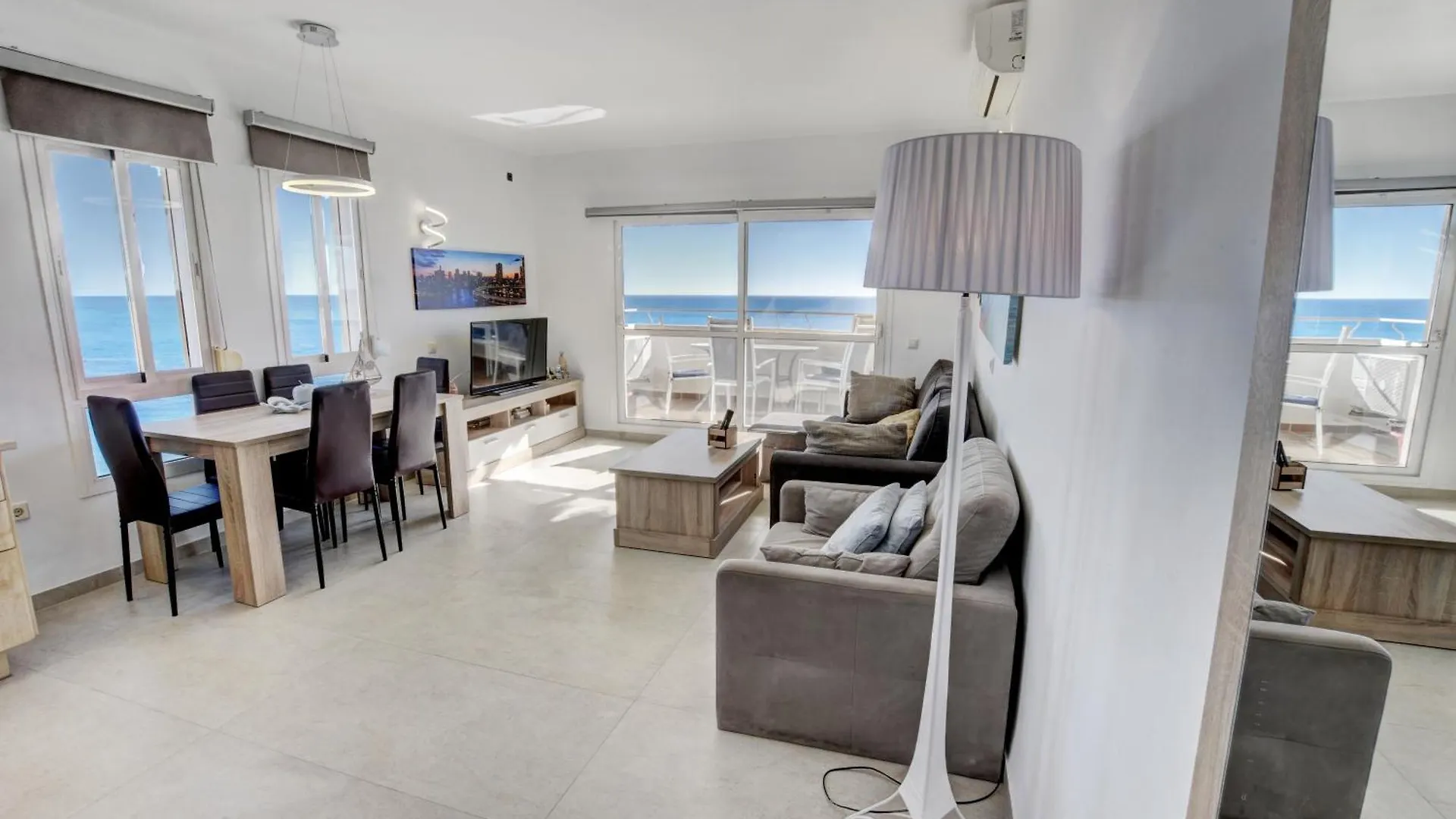 New Sunset Apartment - C&G Benal Beach Benalmádena 0*,  Spanyolország
